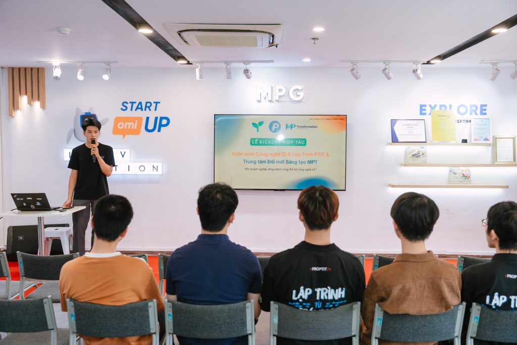 Bùi Thế Vĩnh Nguyên - Thành viên Trung tâm Đổi mới Sáng tạo - Chủ nhiệm CLB Lập Trình PTIT nhiệm kỳ 2024 - 2025